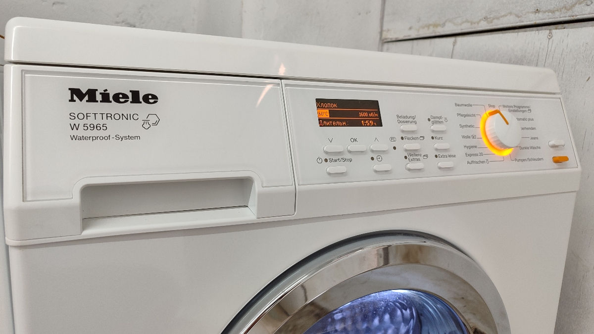 Стиральная машина Miele с паром фото 3