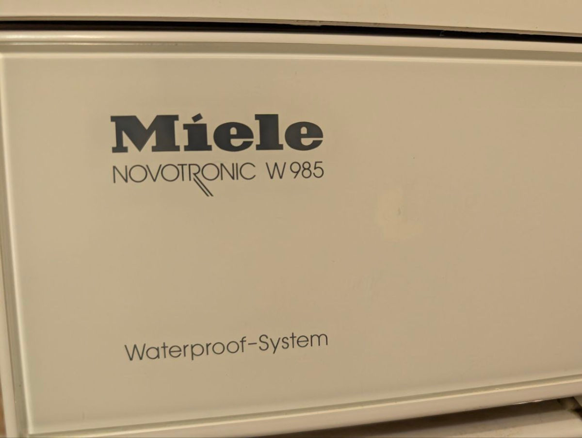 Немецкая надёжность Miele W985 Novotronic foto 4
