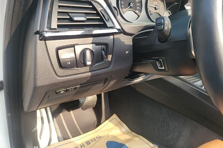 BMW 4 Series foto 7