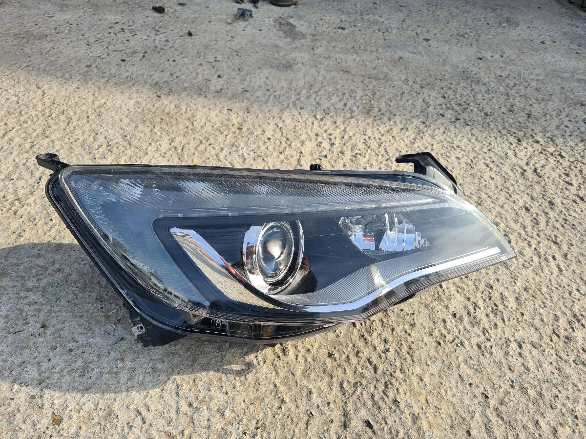 Opel Astra j ... foto 9