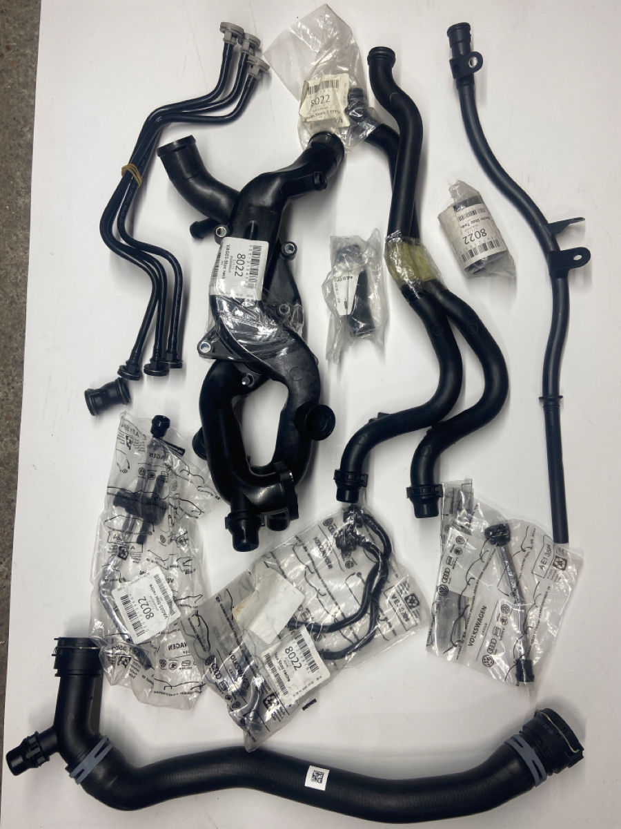 Патрубки клапаны трубки шланги вакуум  на все модели vag vw audi skoda seat porsche. оригинальные. фото 2