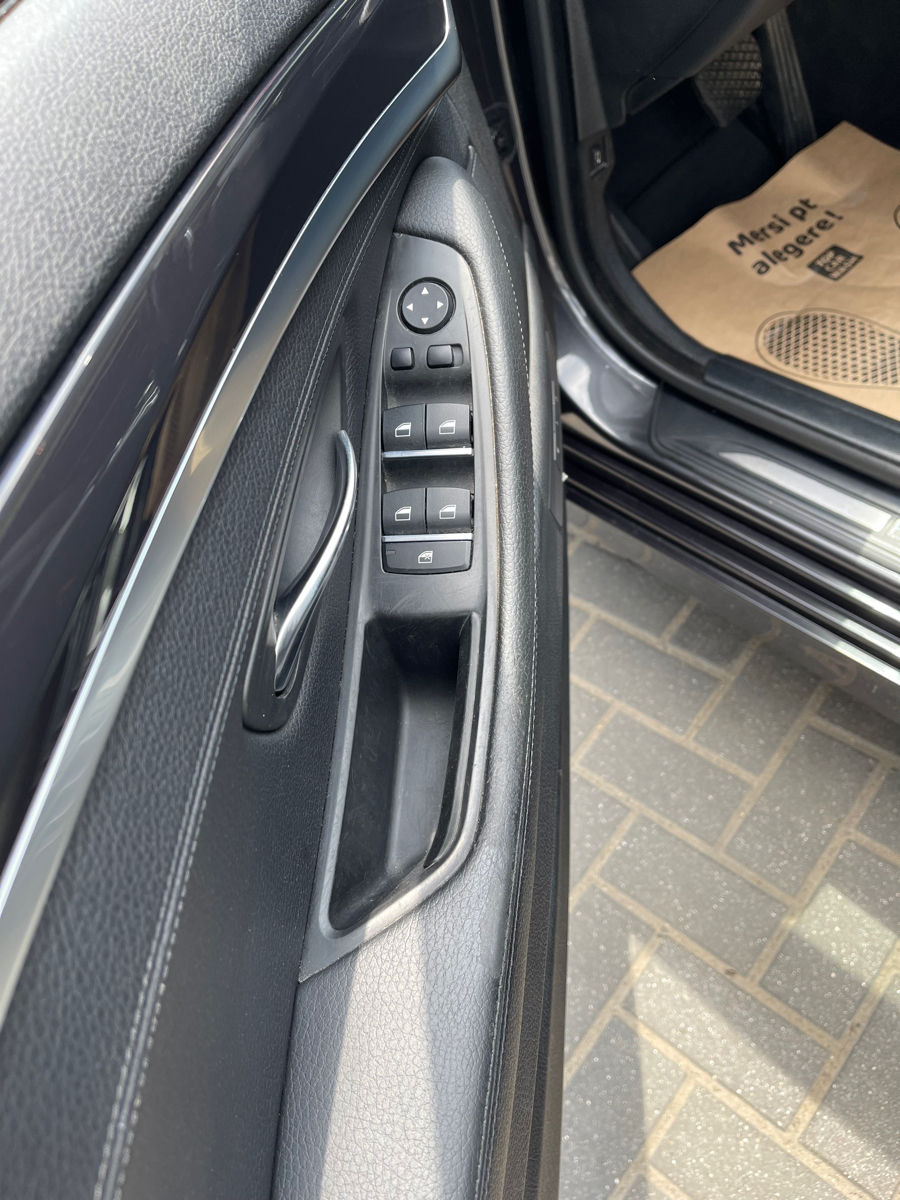 Разбераю BMW f11 n20b20 xDrive foto 7