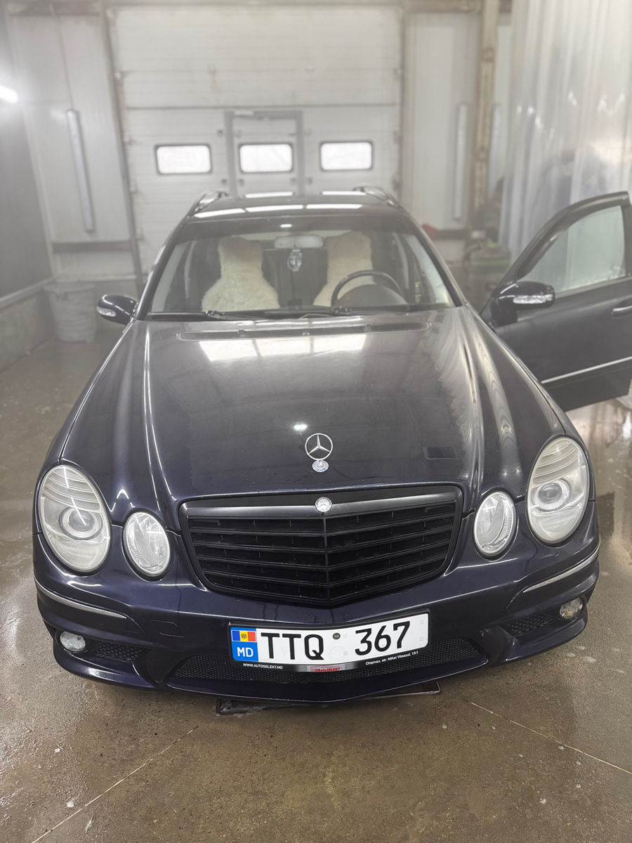 Mercedes E-Class foto 1