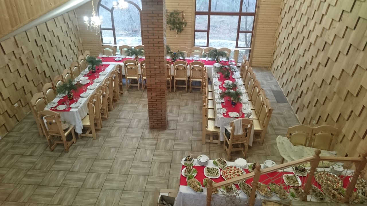 Loc minunat pentru petrecerea jubileielor, banchetelor, corporativelor, cumatriilor, 2 zi de nunta foto 3