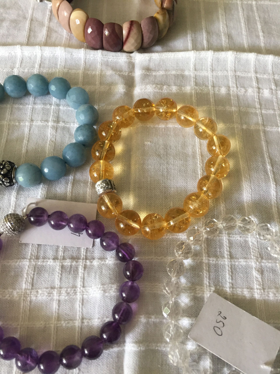 Натуральные камни. Браслеты. Цитрин , аметист, аквамарин, горный ...