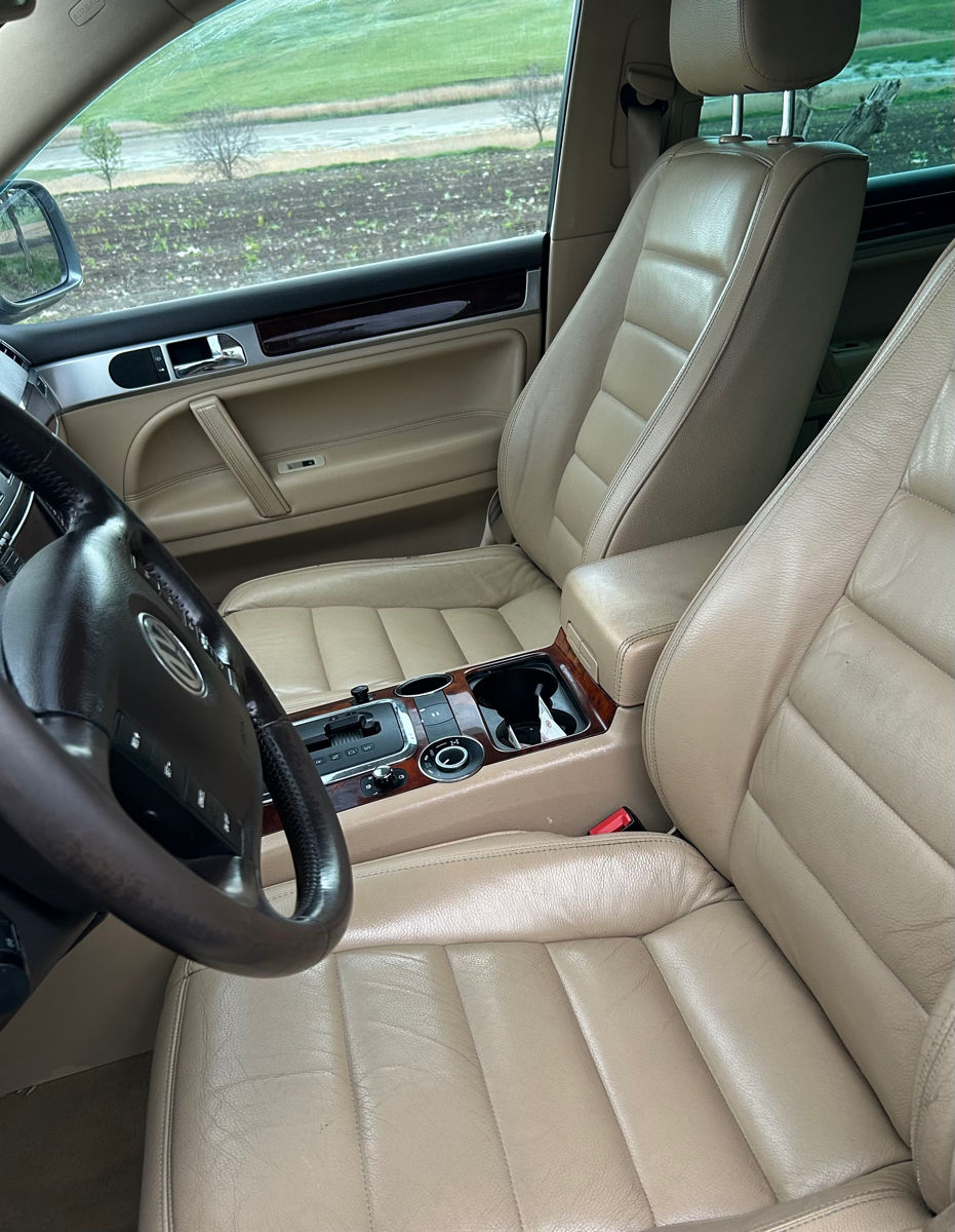 Volkswagen Touareg foto 8