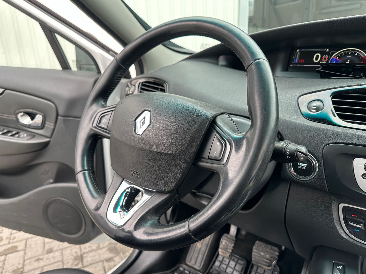 Renault Grand Scenic foto 10