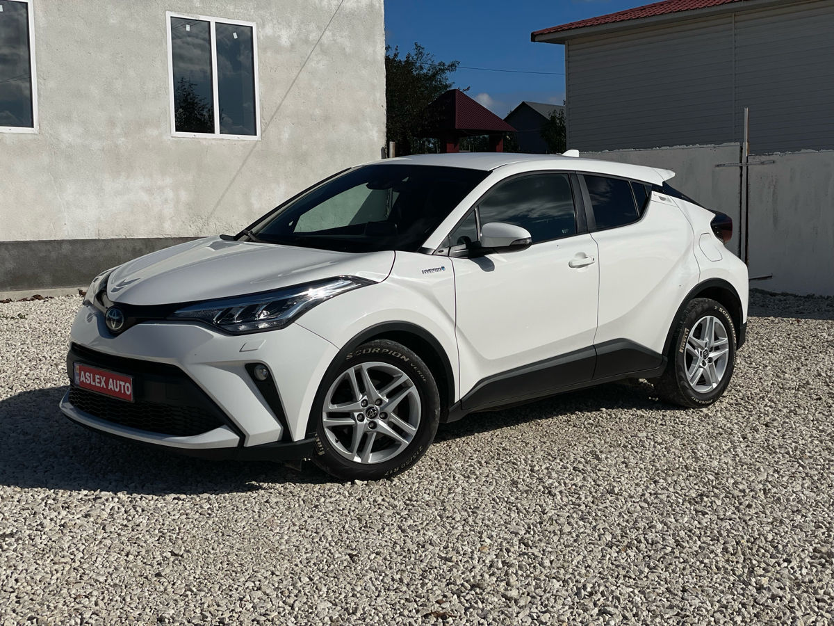 Toyota C-HR foto 0