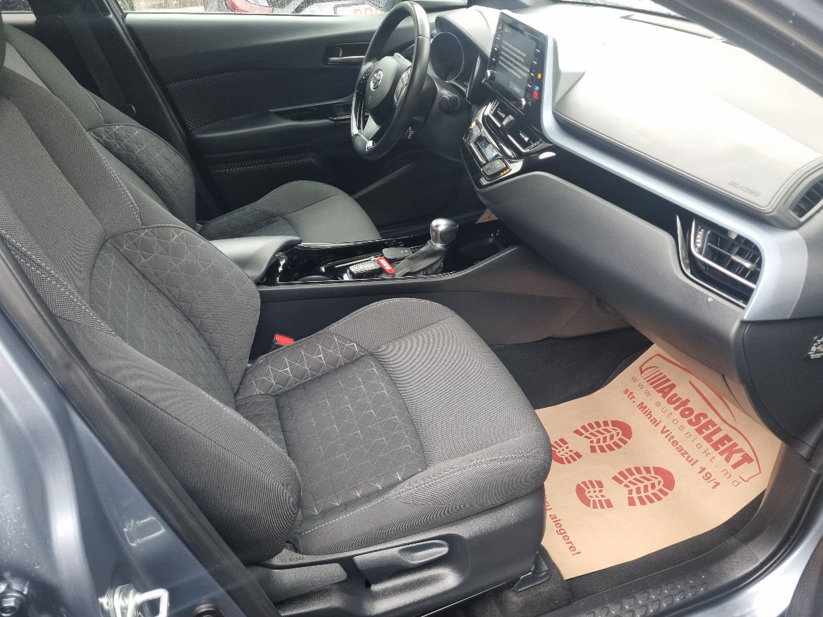 Toyota C-HR 2021 photo 7