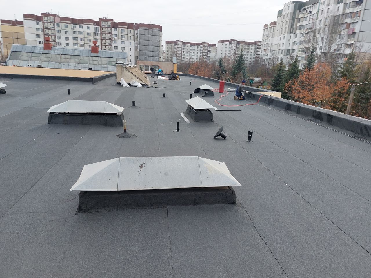 Reparația acoperișului plat cu membrane bituminoase foto 14