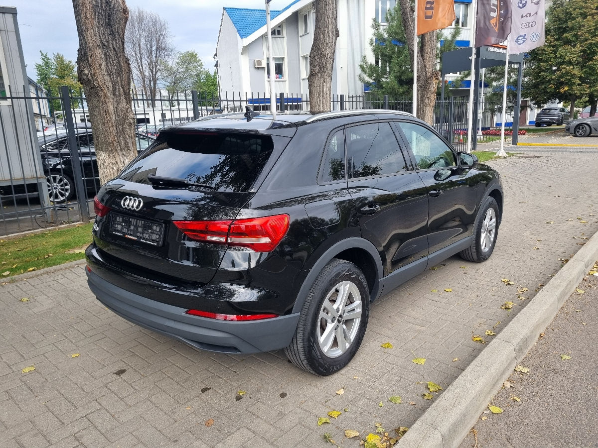 Audi Q3 2022 photo 5