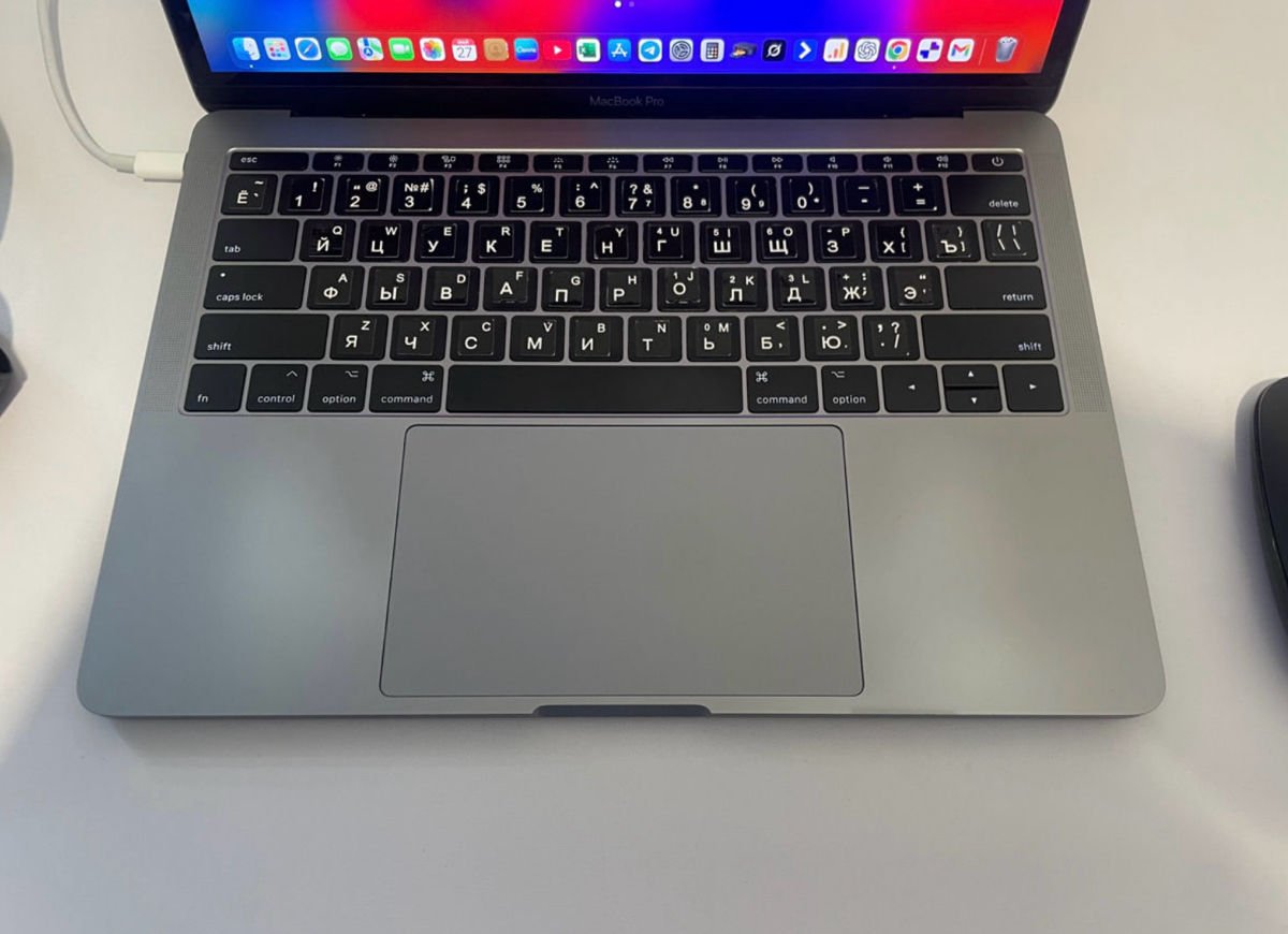 MacBook Pro 13 foto 3