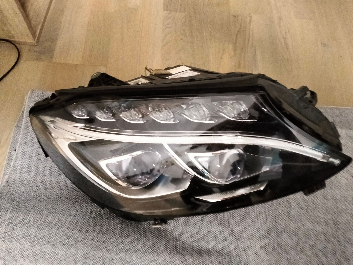 Mercedes c class w205 faruri led far xenon inteligent  foto 3