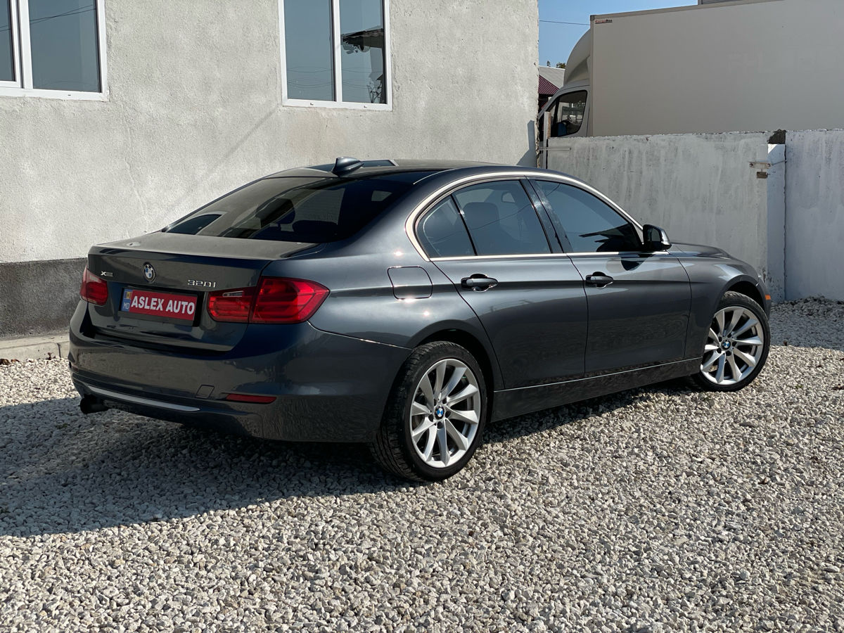 BMW 3 Series foto 14