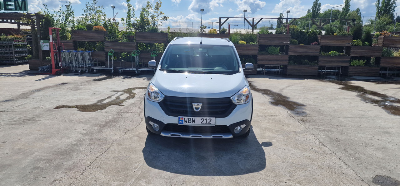 Chirie auto Chisinau/ Botanica/ Аренда авто / 7 locuri auto foto 2