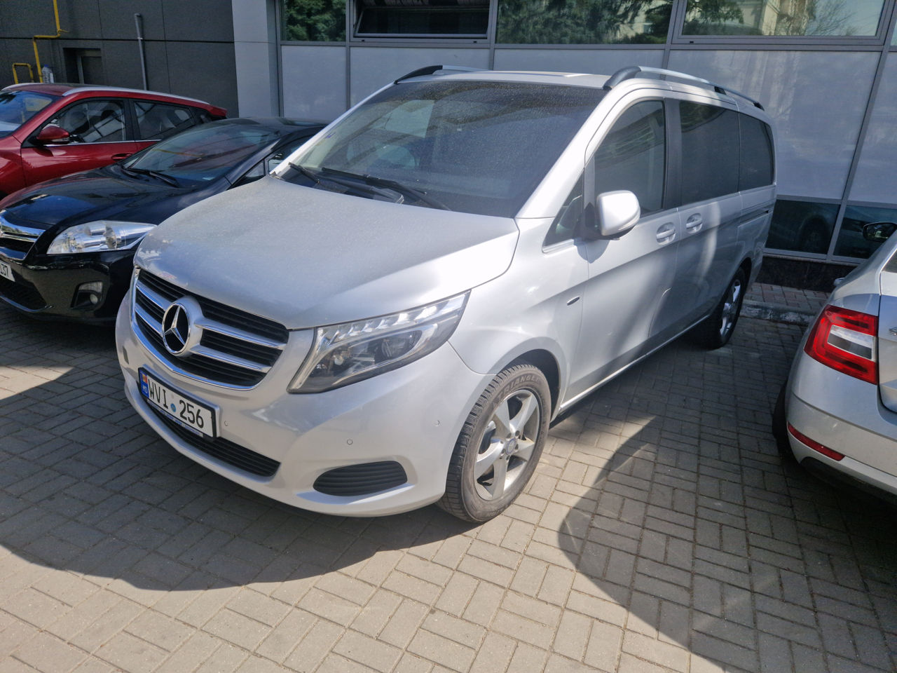 Chirie auto ,  auto procat , automobile noi . pret redus foto 1