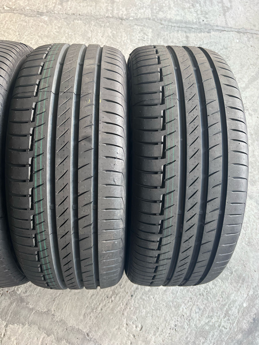 235/50 R19 Continental