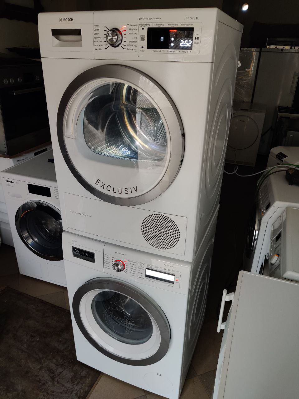 Стиральная машина Bosch HomeProfessional + сушка с тепловым насосом