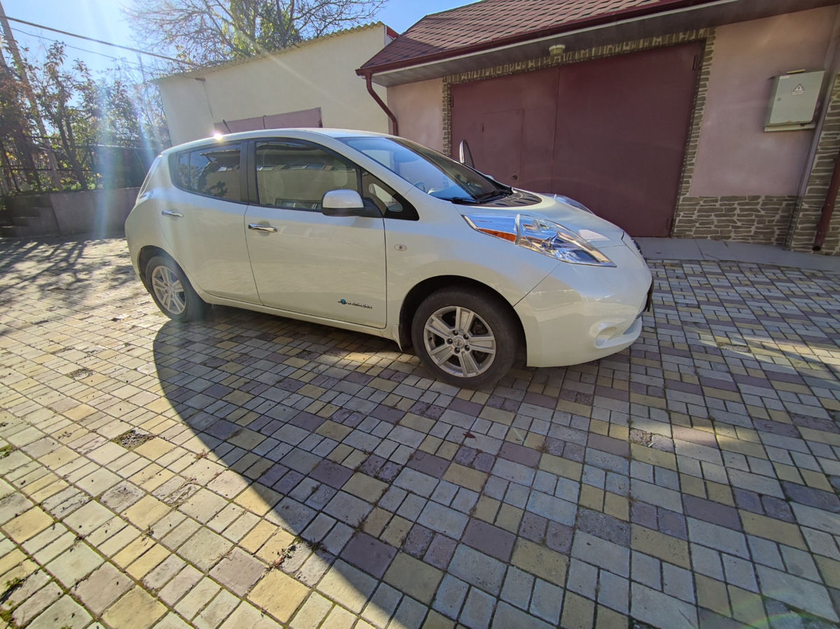 Nissan Leaf foto 10