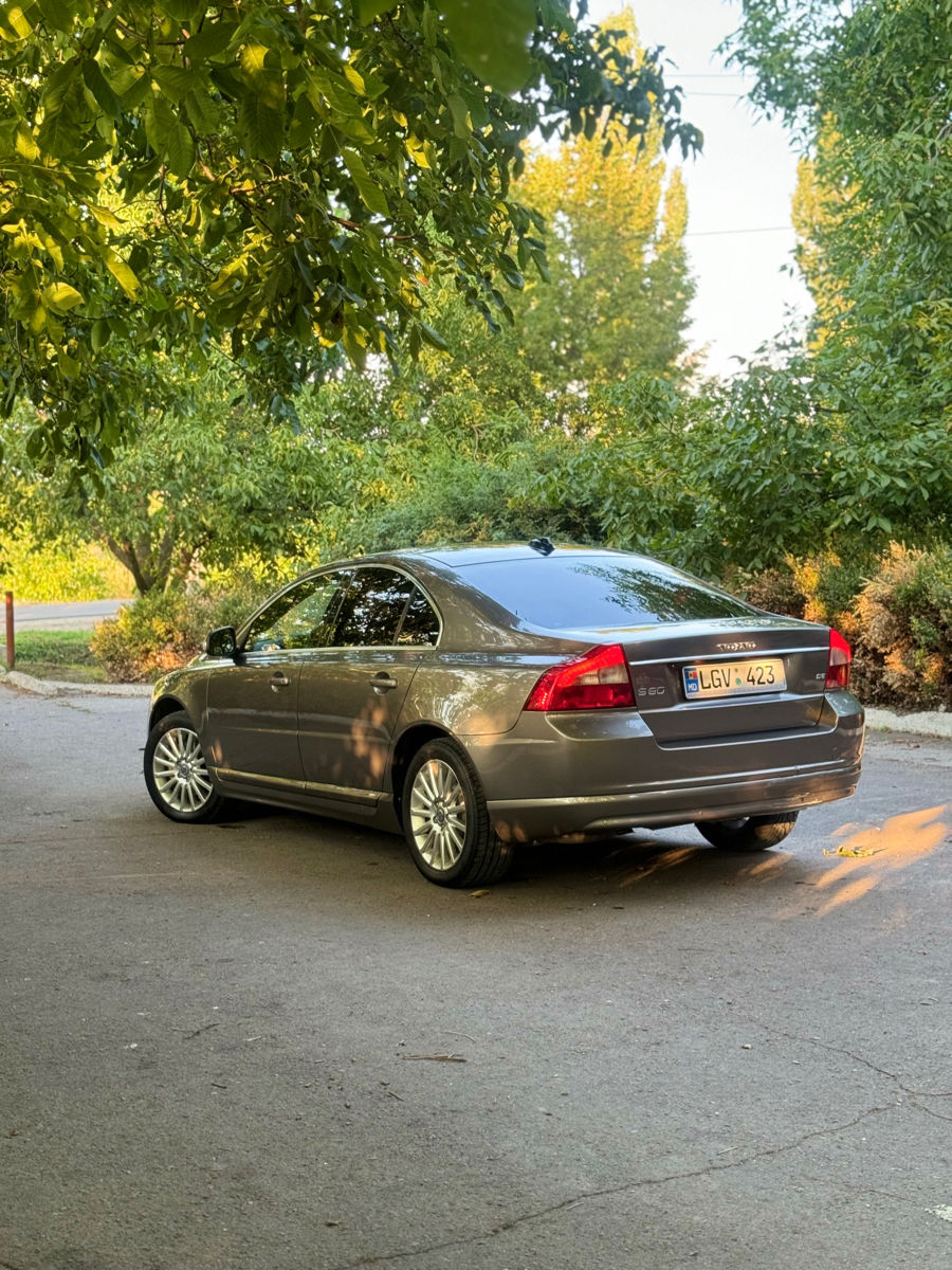 Volvo S80 foto 3