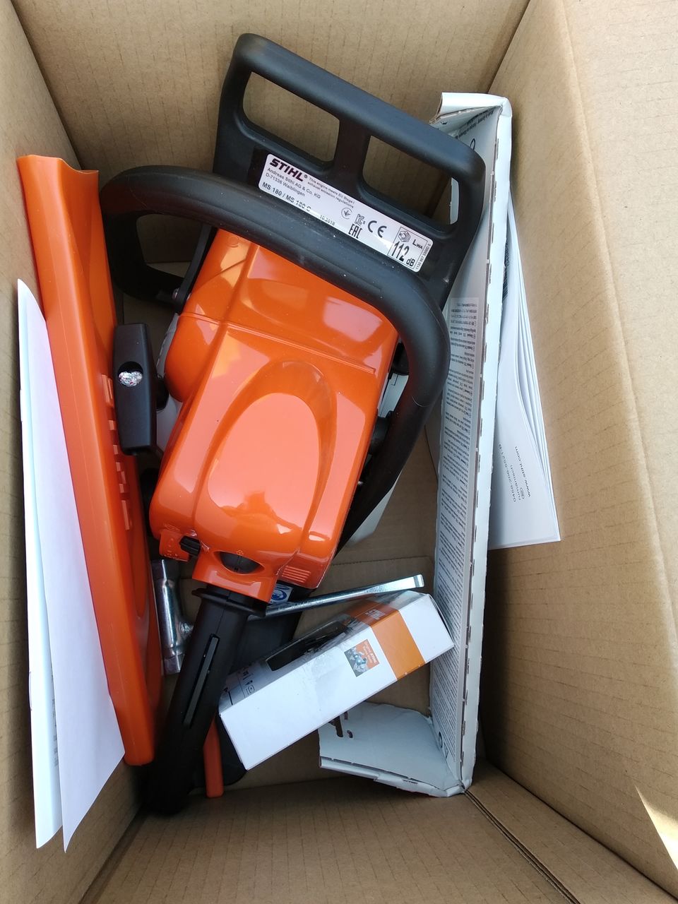 Бензопила Stihl MS 180 foto 1