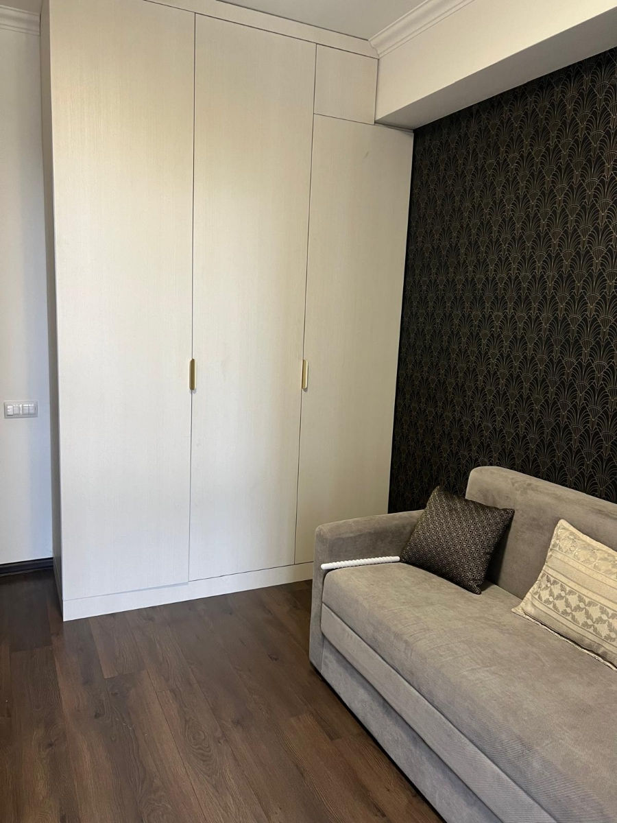 2-комнатная квартира, 74 м², Буюканы, Кишинёв 5