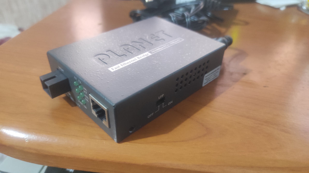 Media converter Planet FT-806B20 (v4)