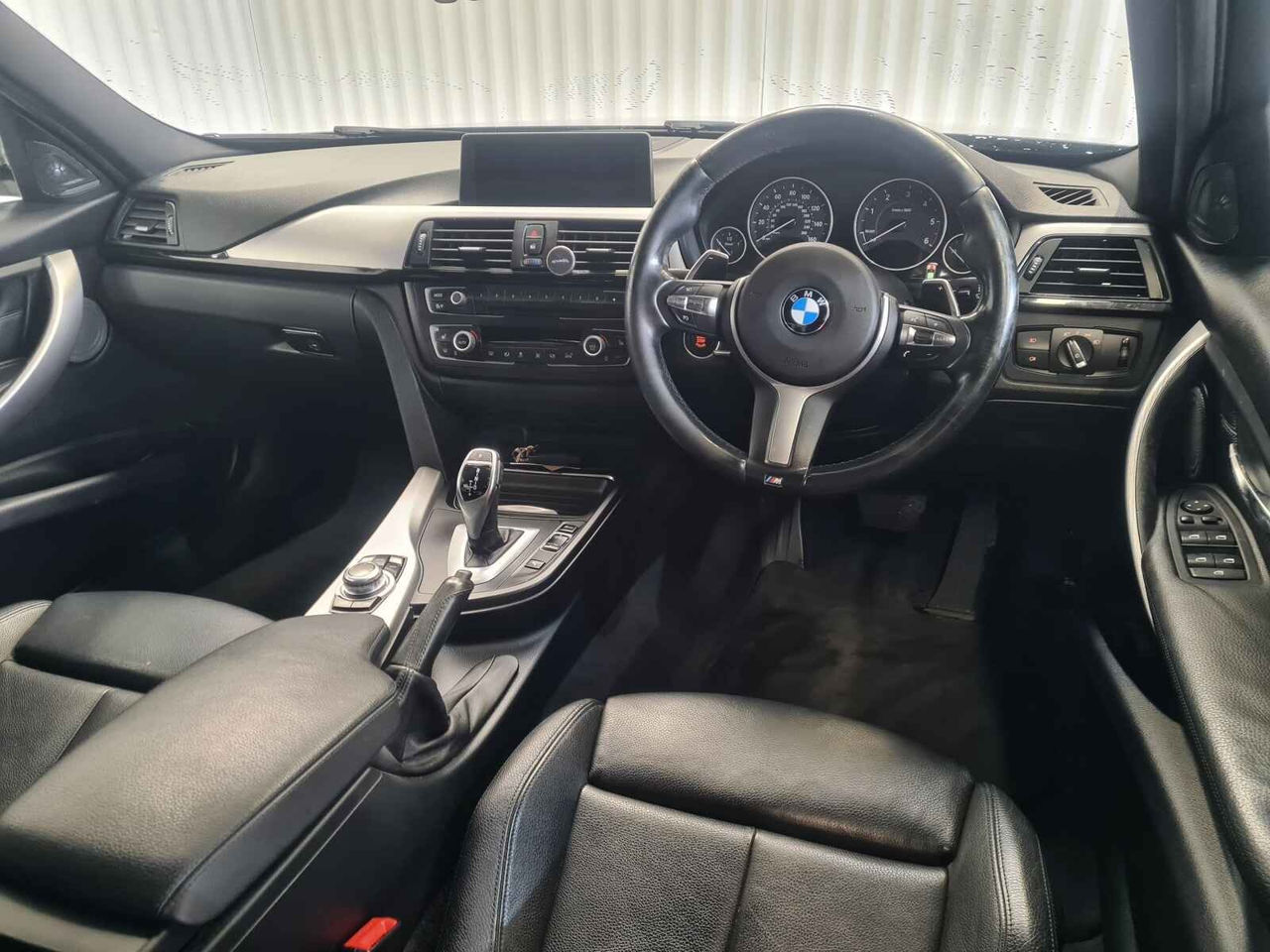 BMW F30 , BMW F30 Piese , BMW F30 dezmembrare foto 3