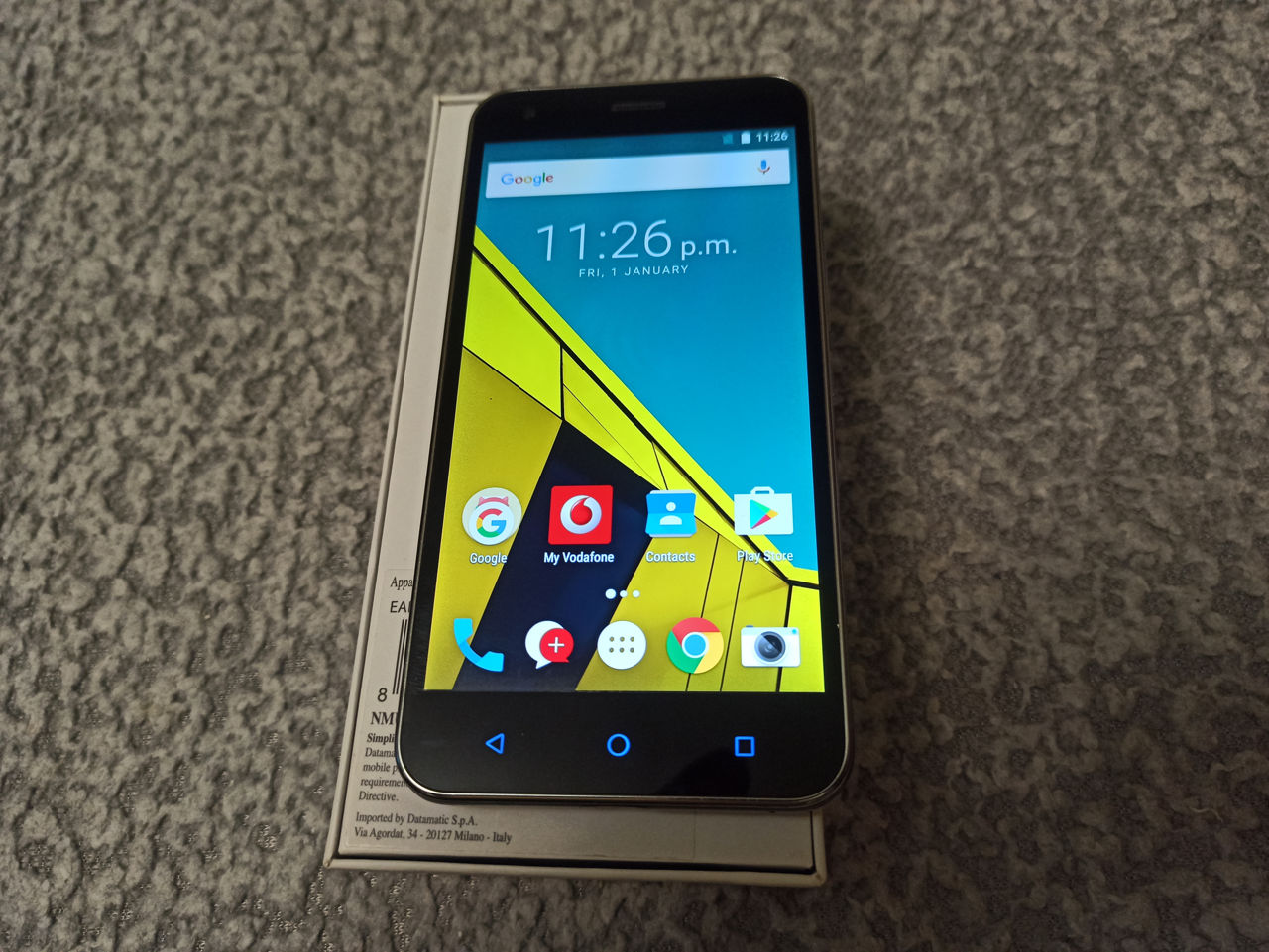 Vodafone smart ultra 6 (zte) фото 0