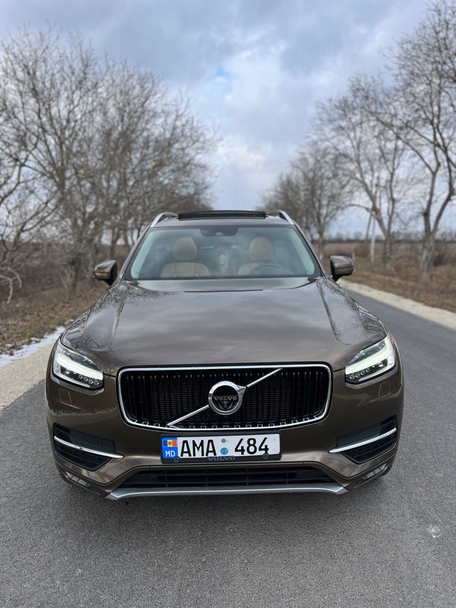 Volvo XC90 foto 0