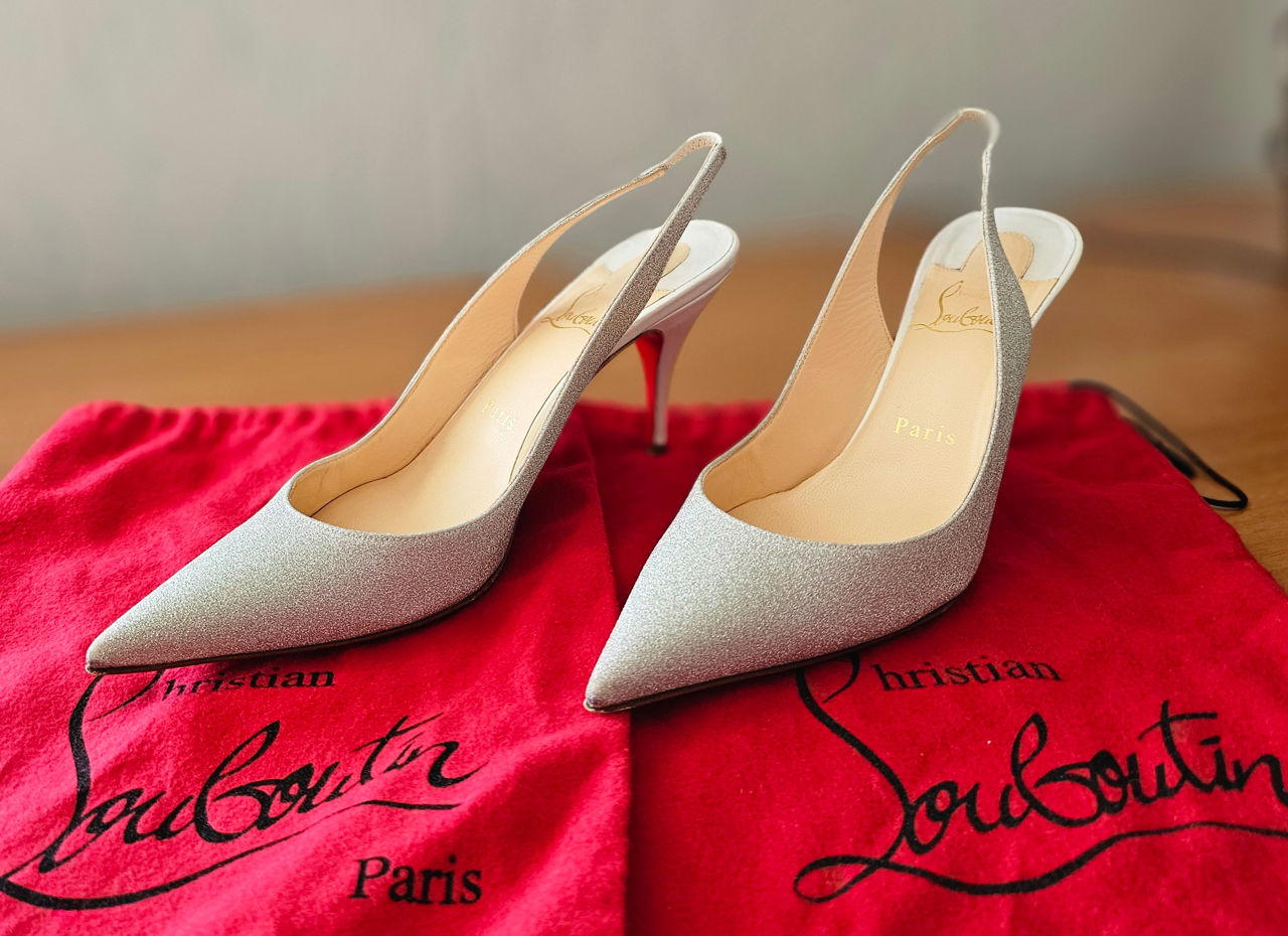 Pantofi Christian Louboutin foto 0
