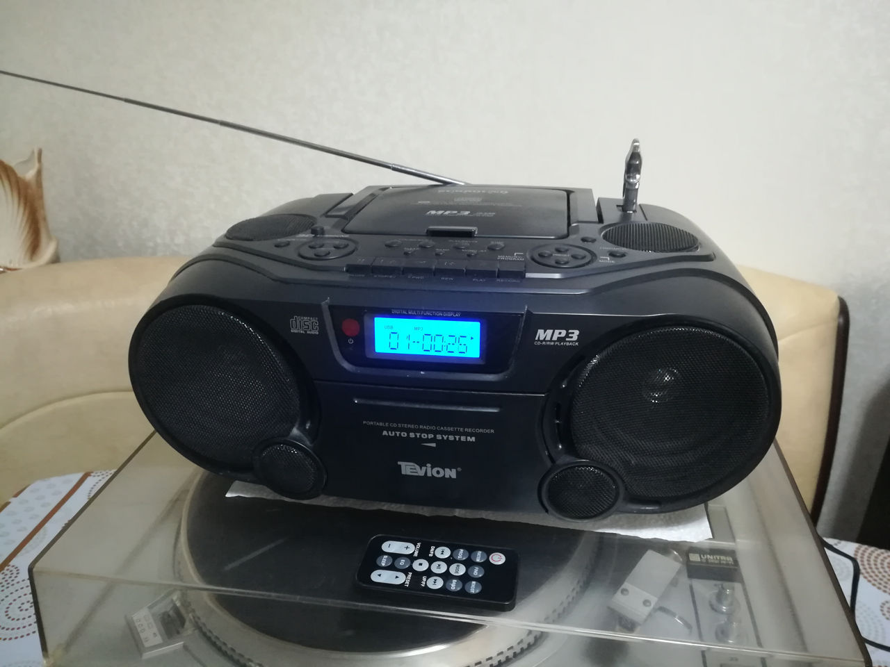 Tevion Stereo AM/FM/Tape/CD/MP3/USB + пульт ДУ