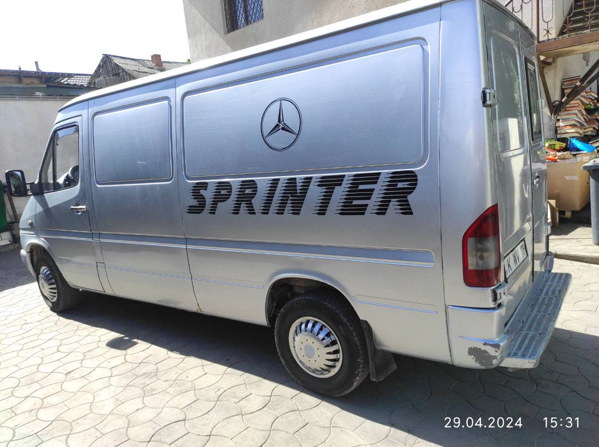 Mercedes Sprinter 313 foto 3