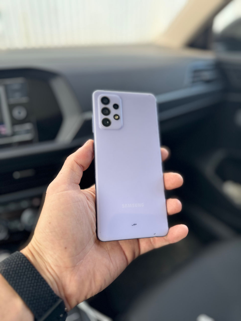 Samsung A72  foto 1