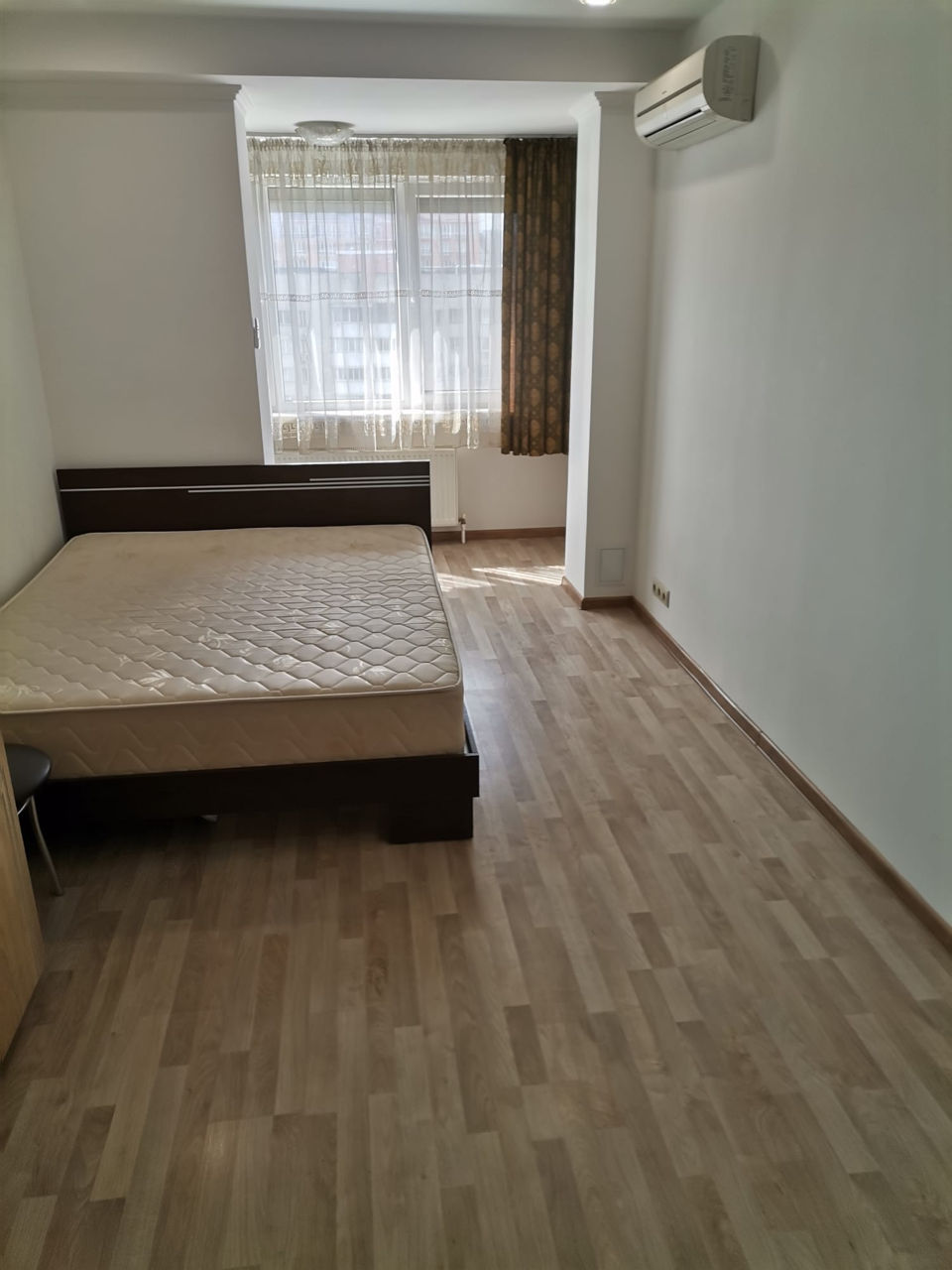 Apartament cu 4 camere,  Centru,  Chișinău mun. foto 4