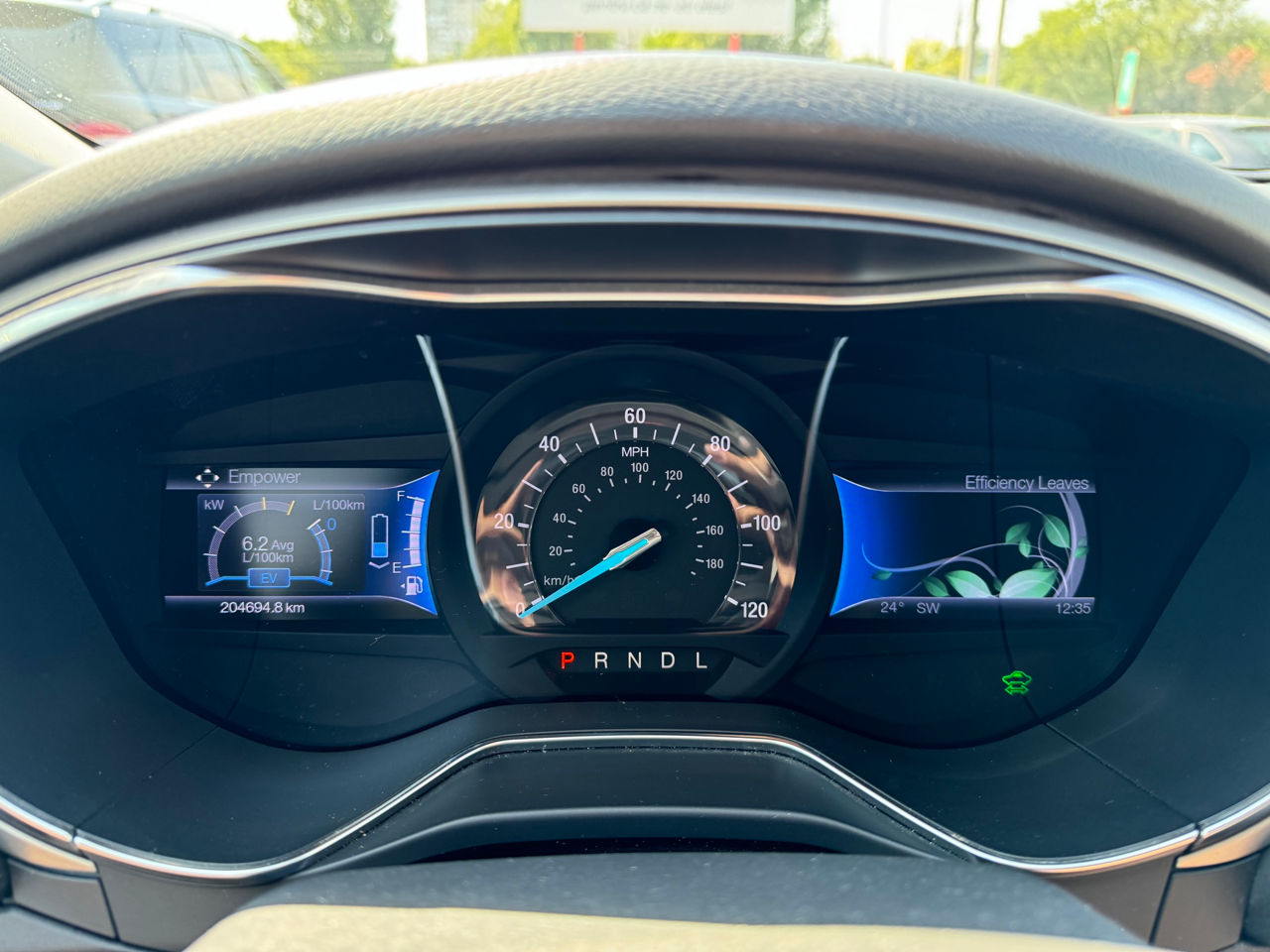 Ford Fusion foto 12