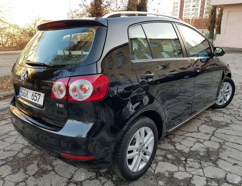 Chirie auto / авто прокат! Cel mai mare parc auto de masini! Cele mai mici preturi garantate! foto 18