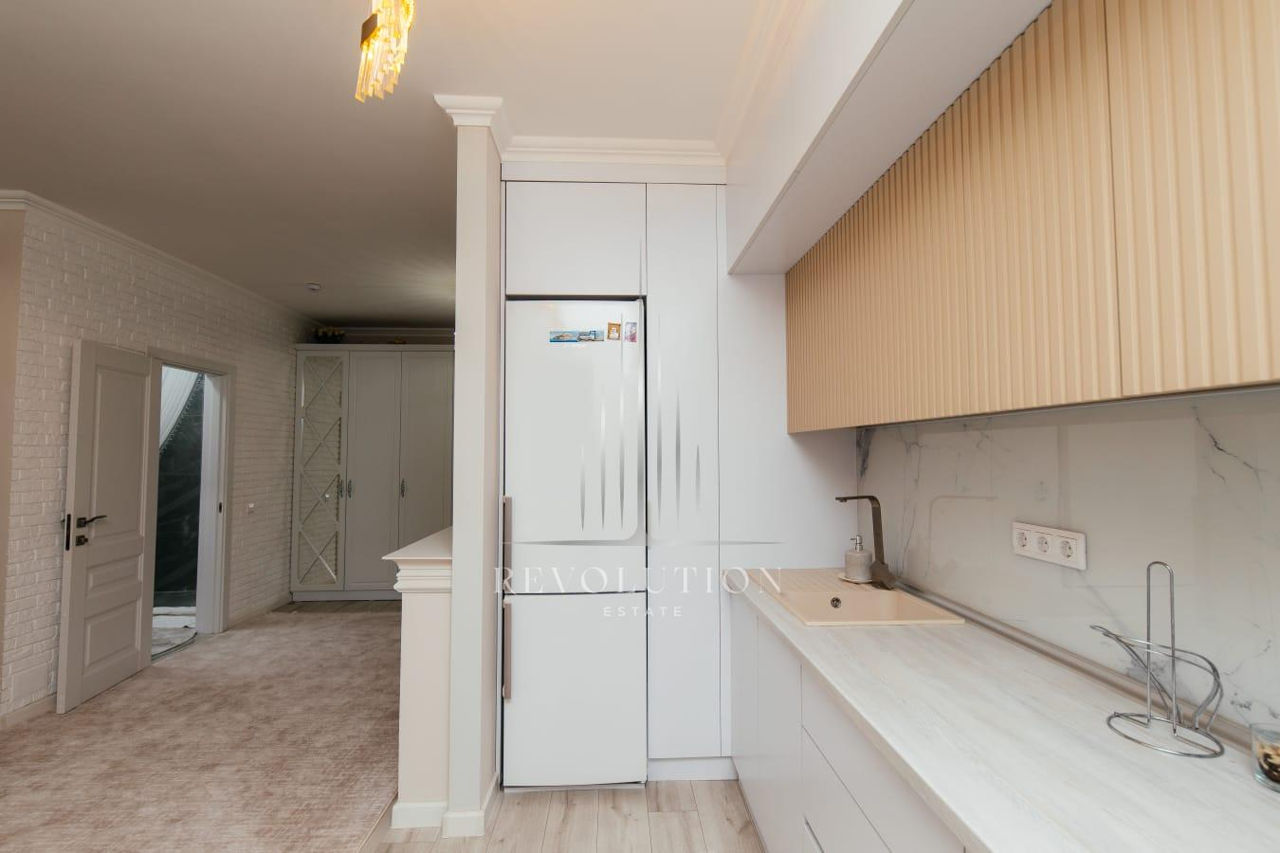 Apartament cu 1 cameră, 54 m², Centru, Chișinău foto 2