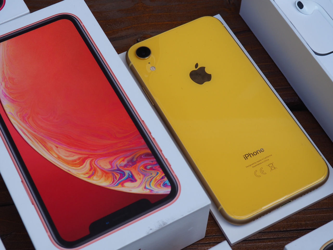 Iphone xr 128 гб от 301 леев/месяц! гарантия 24 месяцев!
