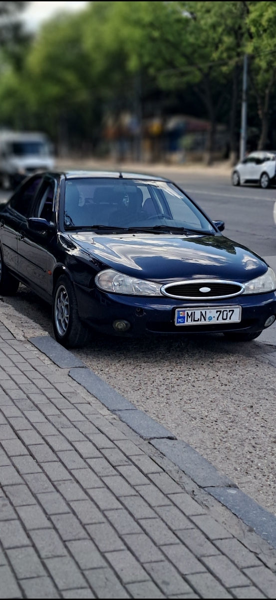 Ford Mondeo foto 0