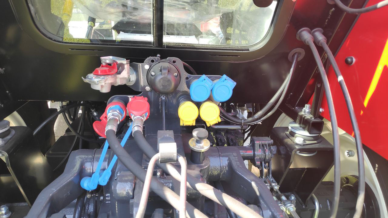 Tractor ArmaTrac 1054E+ 105c.p. foto 9