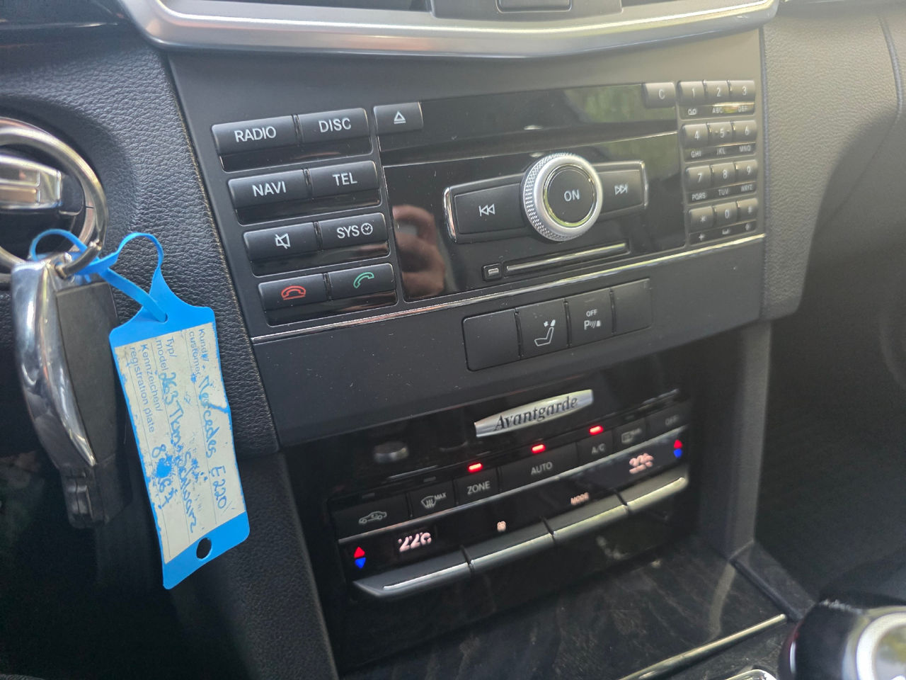 Mercedes E-Class фото 13