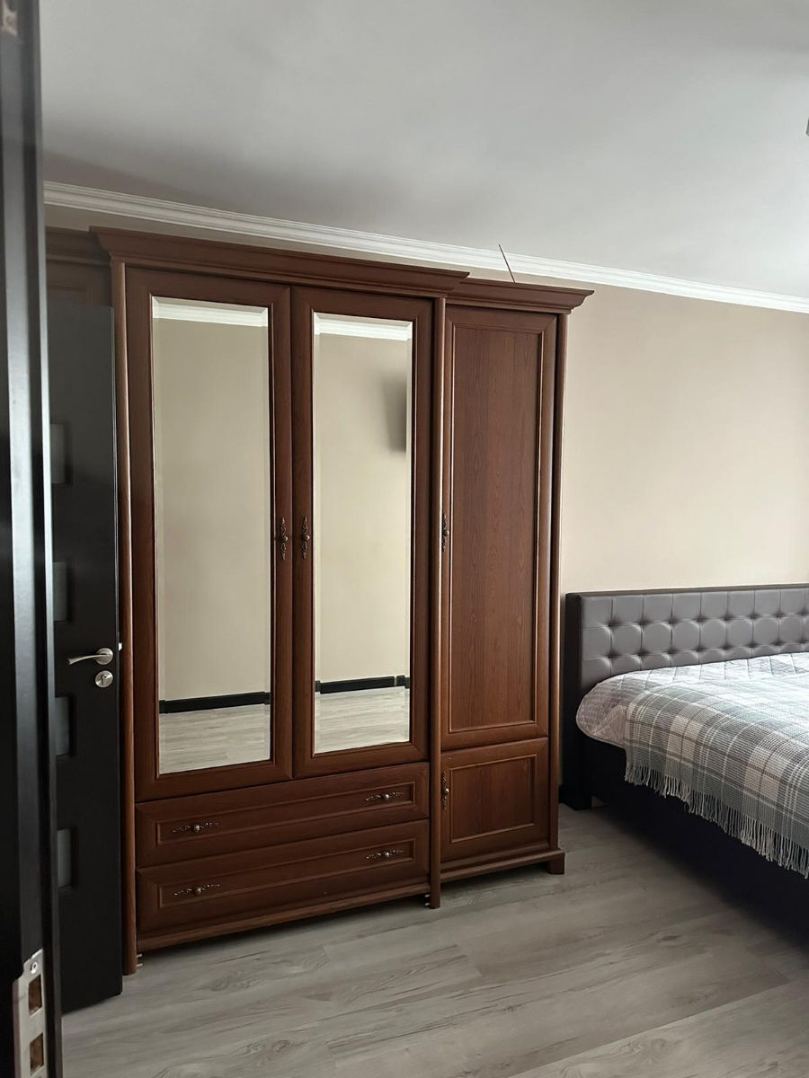 Apartament cu 1 cameră, 40 m², Buiucani, Chișinău foto 2