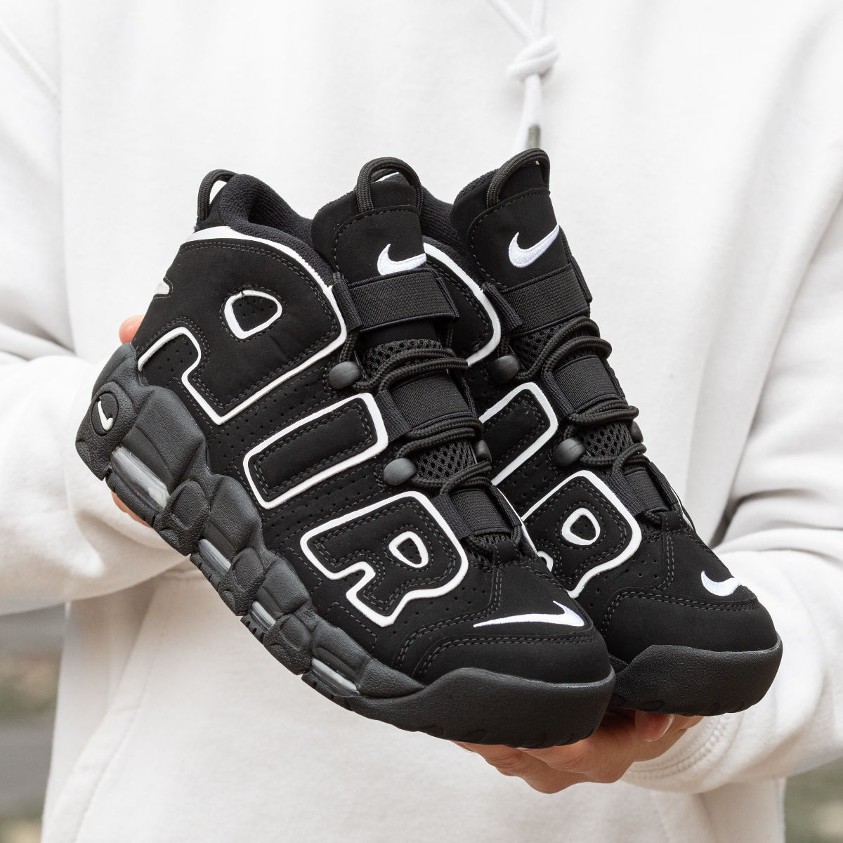 Nike Air More Uptempo Black/White Unisex foto 0