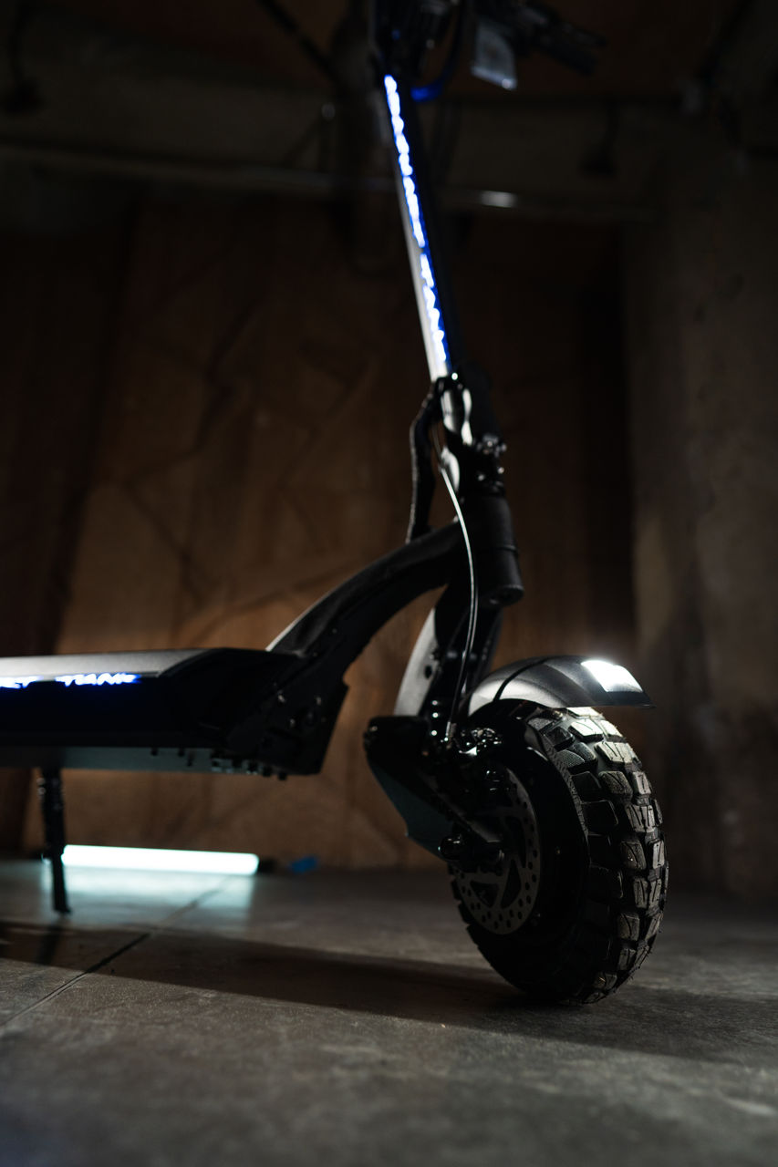 Электро-самокаты AdaSmart Tank  и AdaSmart Tank Light с убойными характеристиками. Жми! фото 0