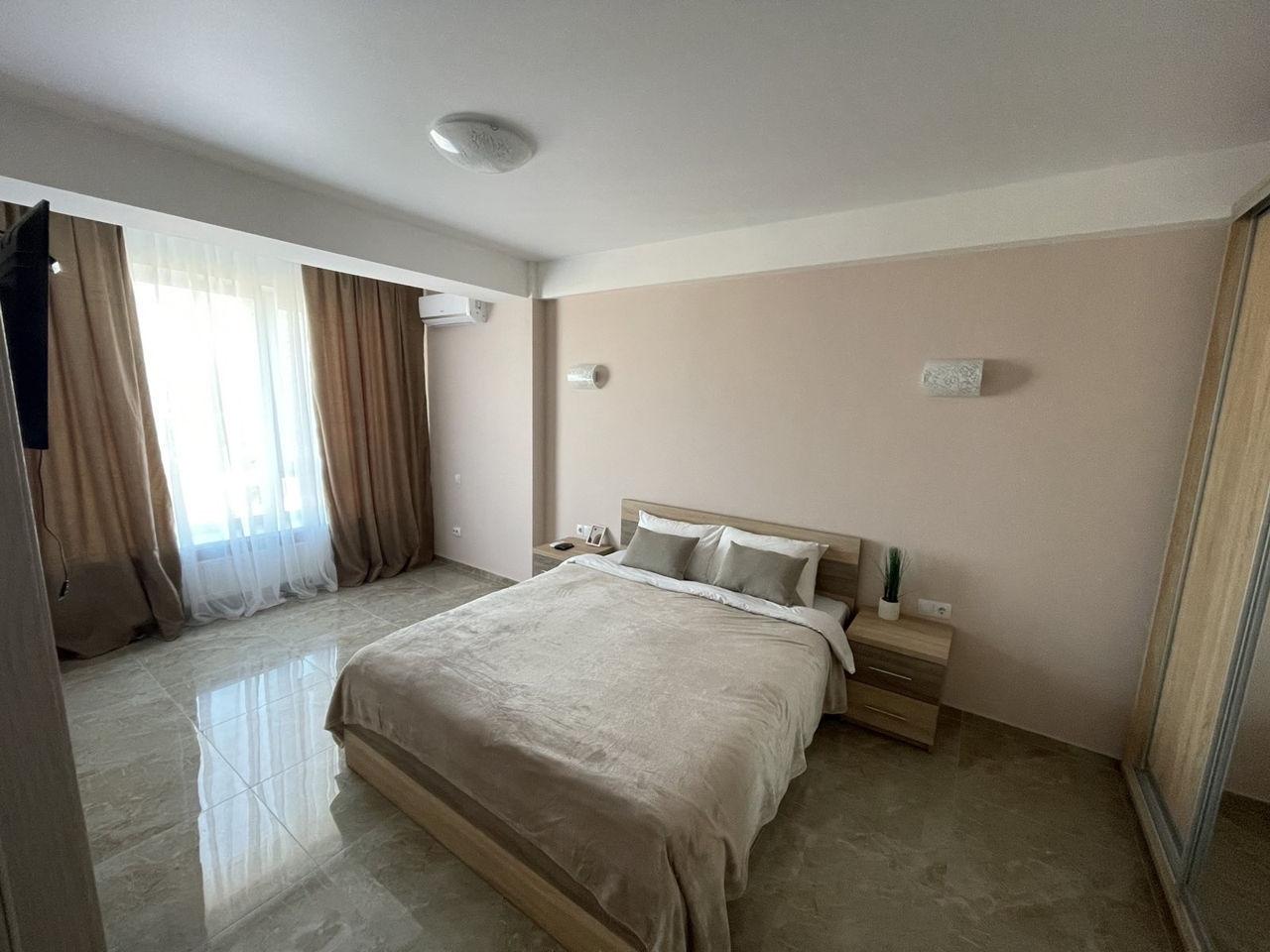 Apartament cu 2 camere, 55 m², Centru, Chișinău foto 1