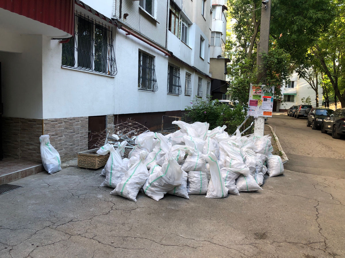 Demolam, stricam, demontam, evacuăm, hamali și transport. foto 9