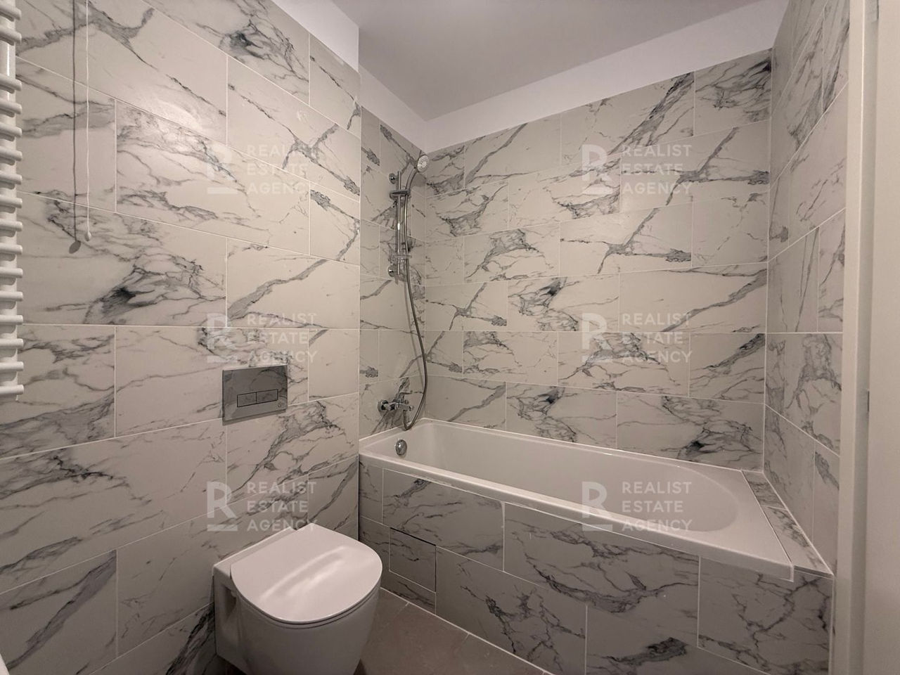 Apartament cu 3 camere de vânzare Greenfield Băneasa Residence foto 7