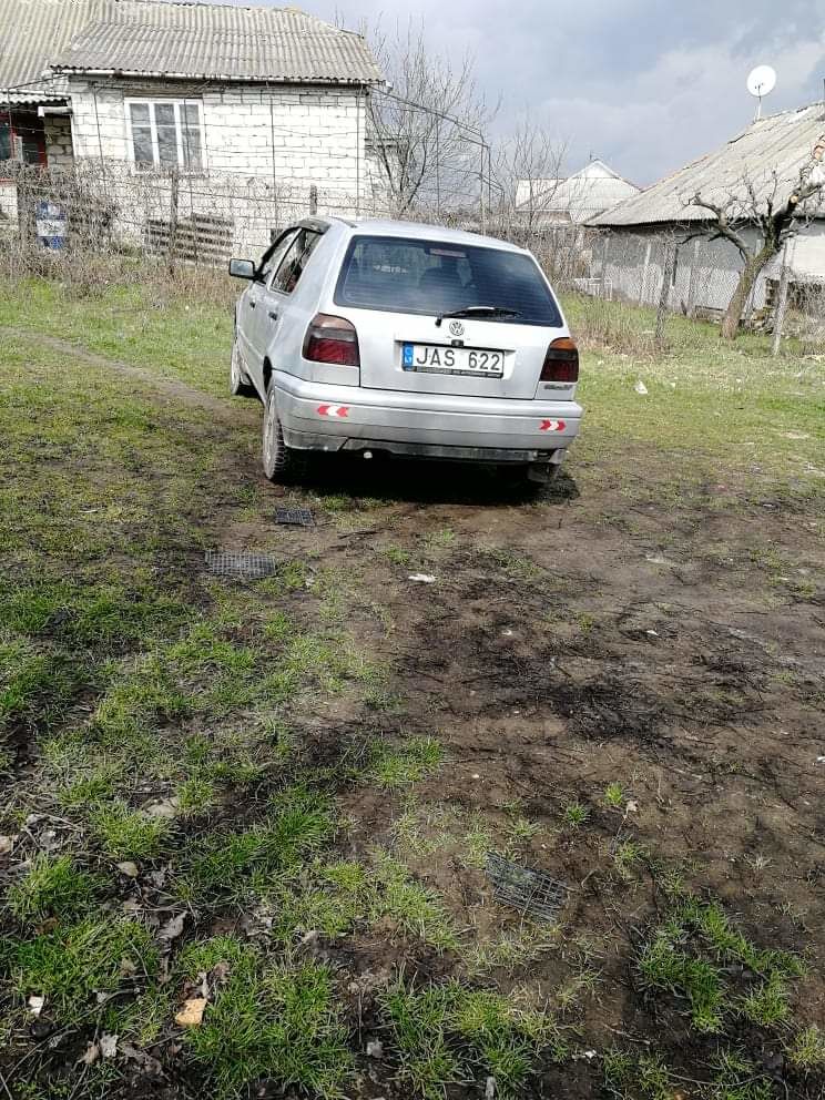 На запчасти , есть всё кроме двигателя, плюс запчасти от двигателя т4