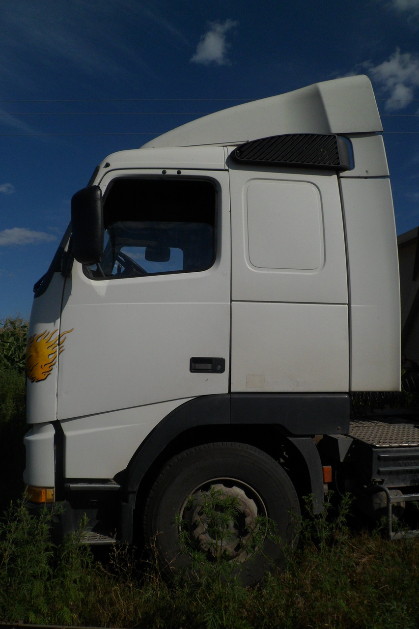 Piese pe volvo fh12 340 380 420.euro5 440. foto 5